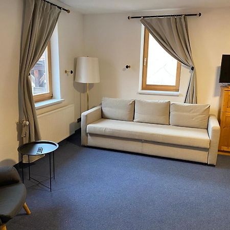 Gasthof Zum Goldenen Schiff - Lehm, Stil & Altstadtflair マルクトブライト エクステリア 写真