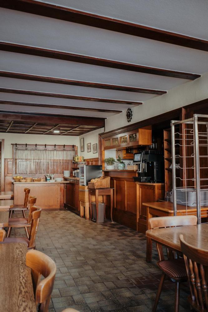 Gasthof Zum Goldenen Schiff - Lehm, Stil & Altstadtflair マルクトブライト エクステリア 写真