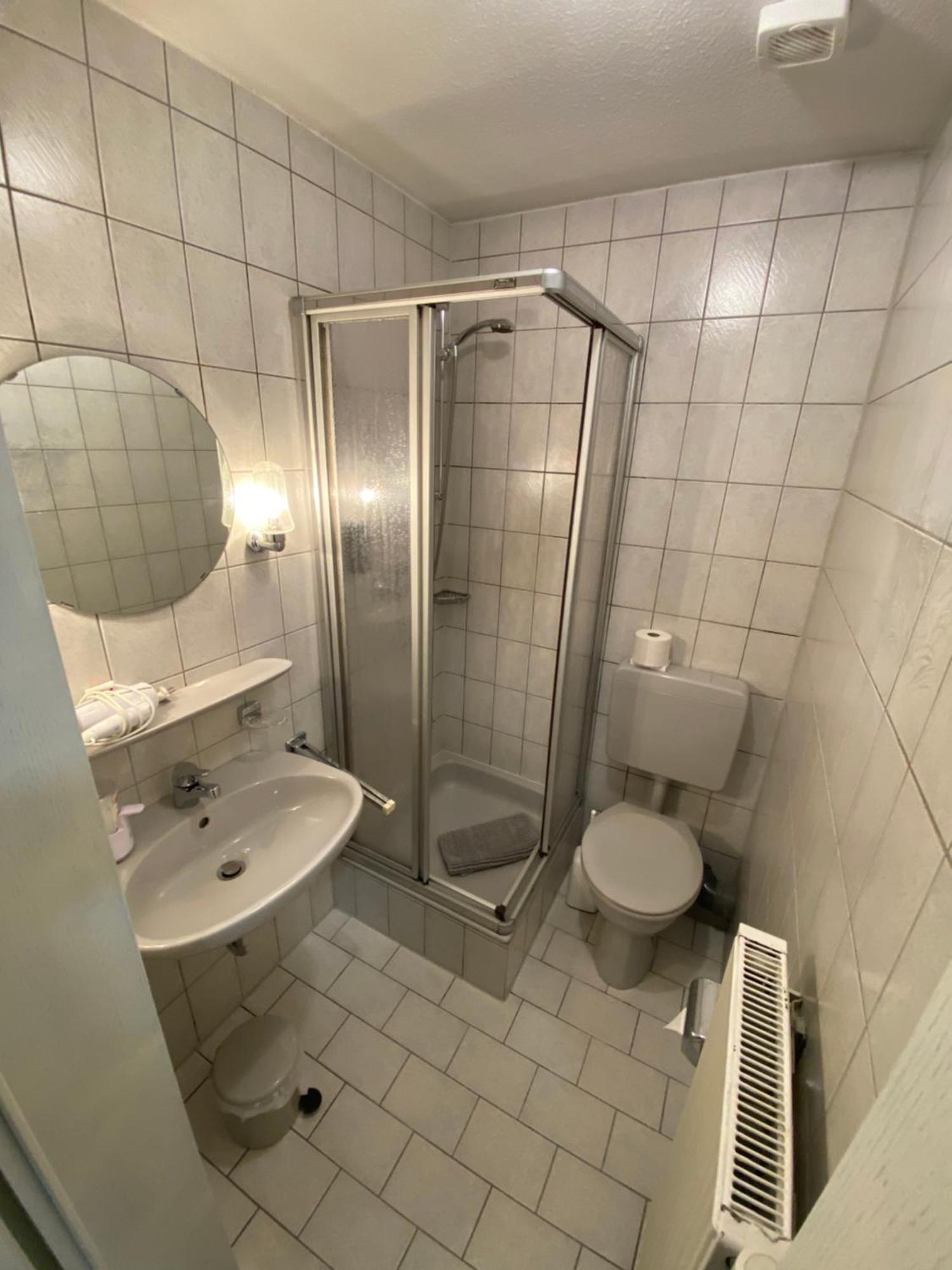 Gasthof Zum Goldenen Schiff - Lehm, Stil & Altstadtflair マルクトブライト エクステリア 写真
